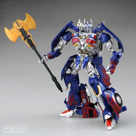 Transformers: The Last Knight - Bronze Calibur Axe Images